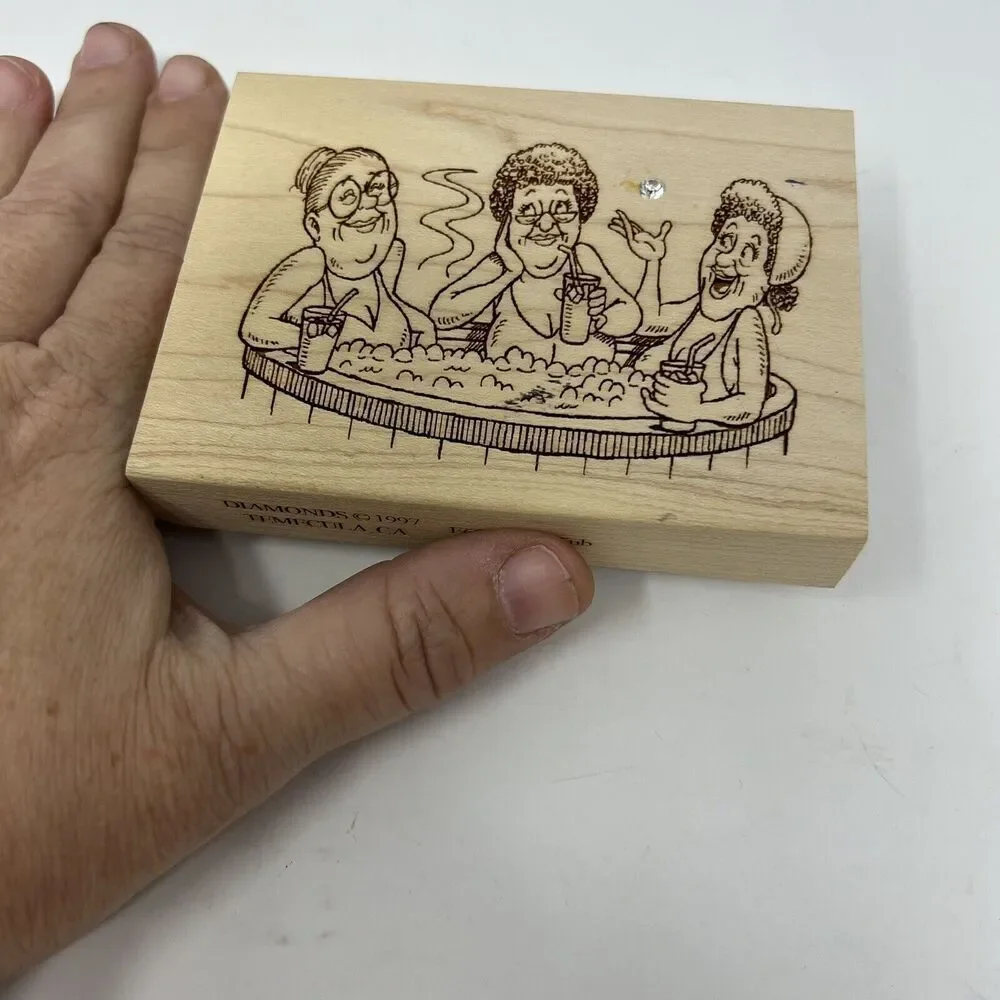 Vintage Old Ladies in Hot Tub Drinks Funny Rubber Stamp DIAMONDS CO. F6038 1997